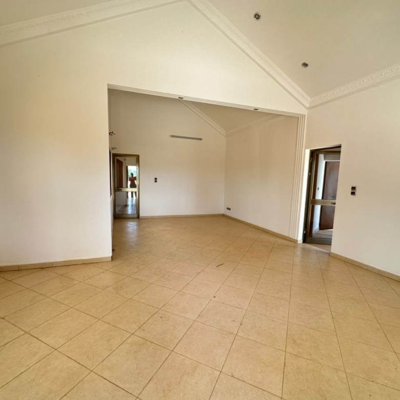 Villa à vendre à Abomey Calavi Akassato