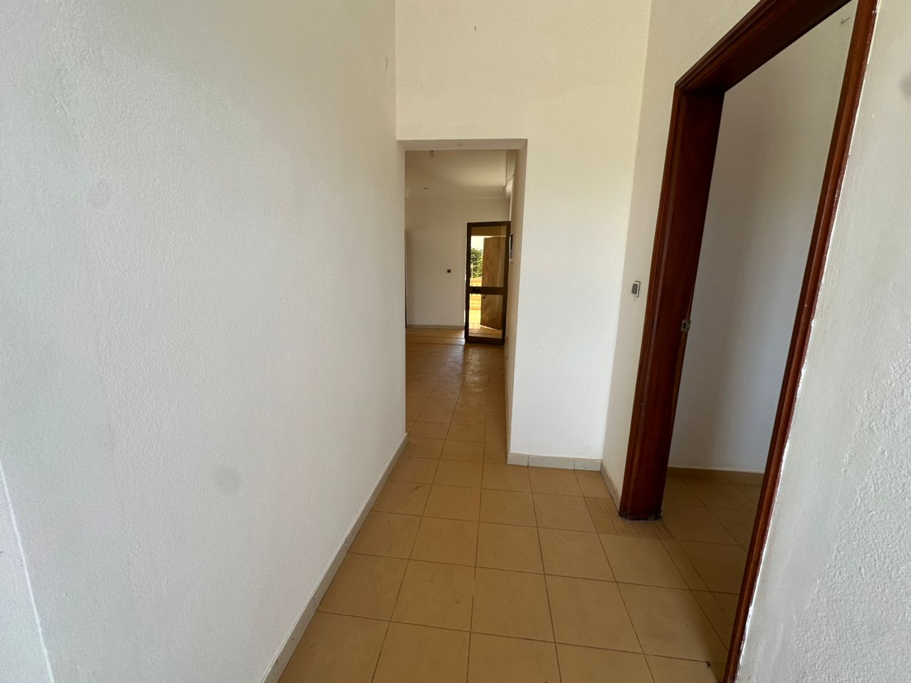 Villa à vendre à Abomey Calavi Akassato