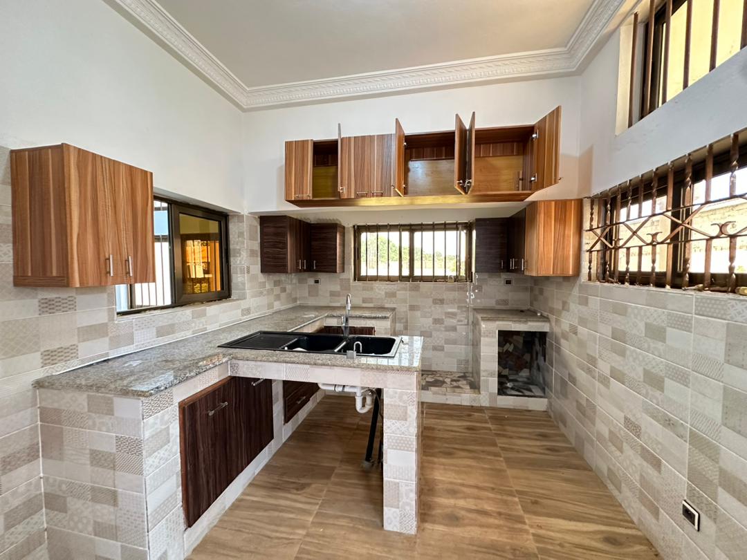 Villa à vendre à Abomey Calavi Akassato