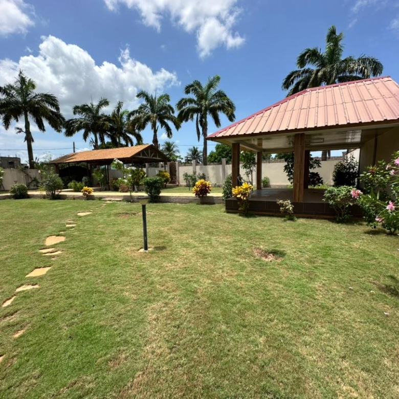 Villa à vendre à Abomey Calavi Akassato