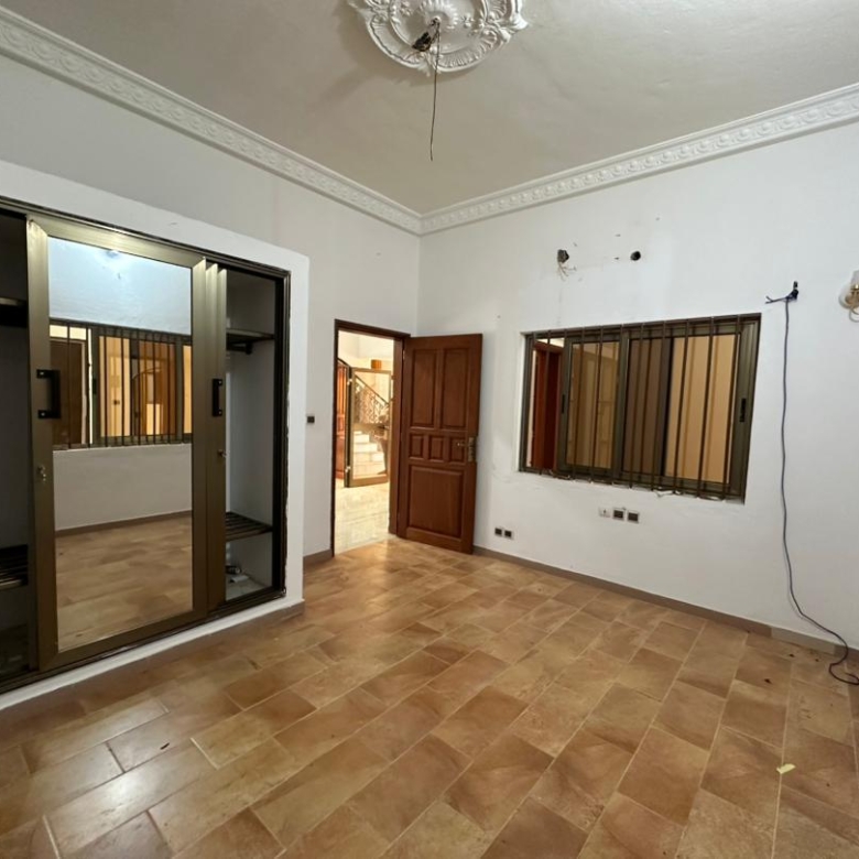 Villa à vendre à Abomey Calavi Akassato