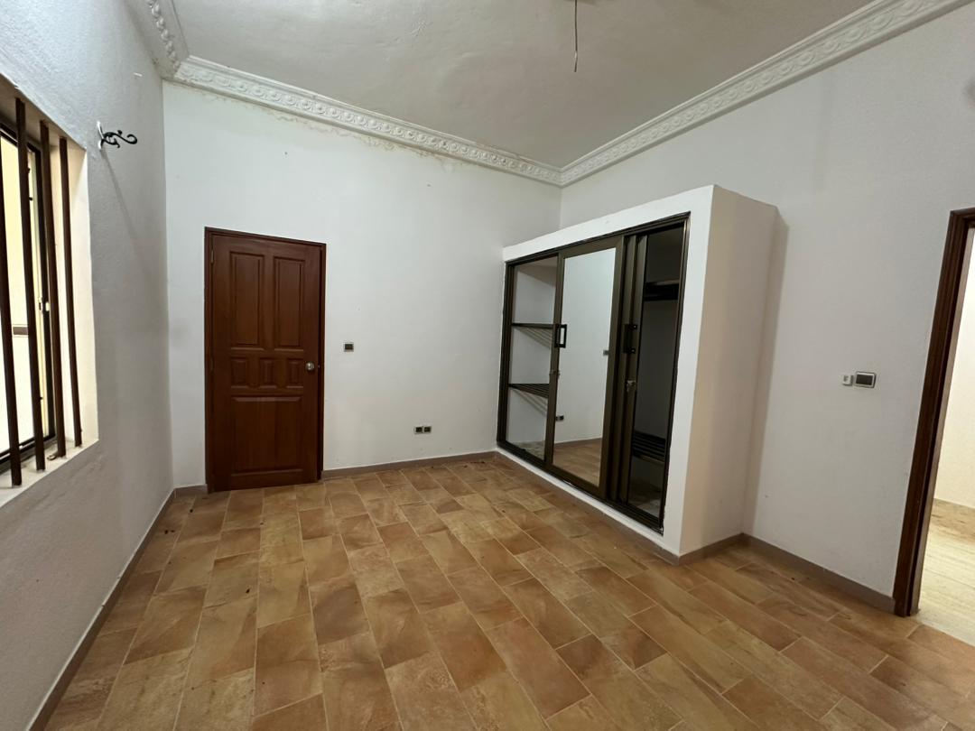 Villa à vendre à Abomey Calavi Akassato