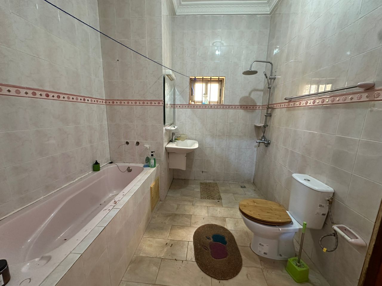Villa à vendre à Abomey Calavi Akassato