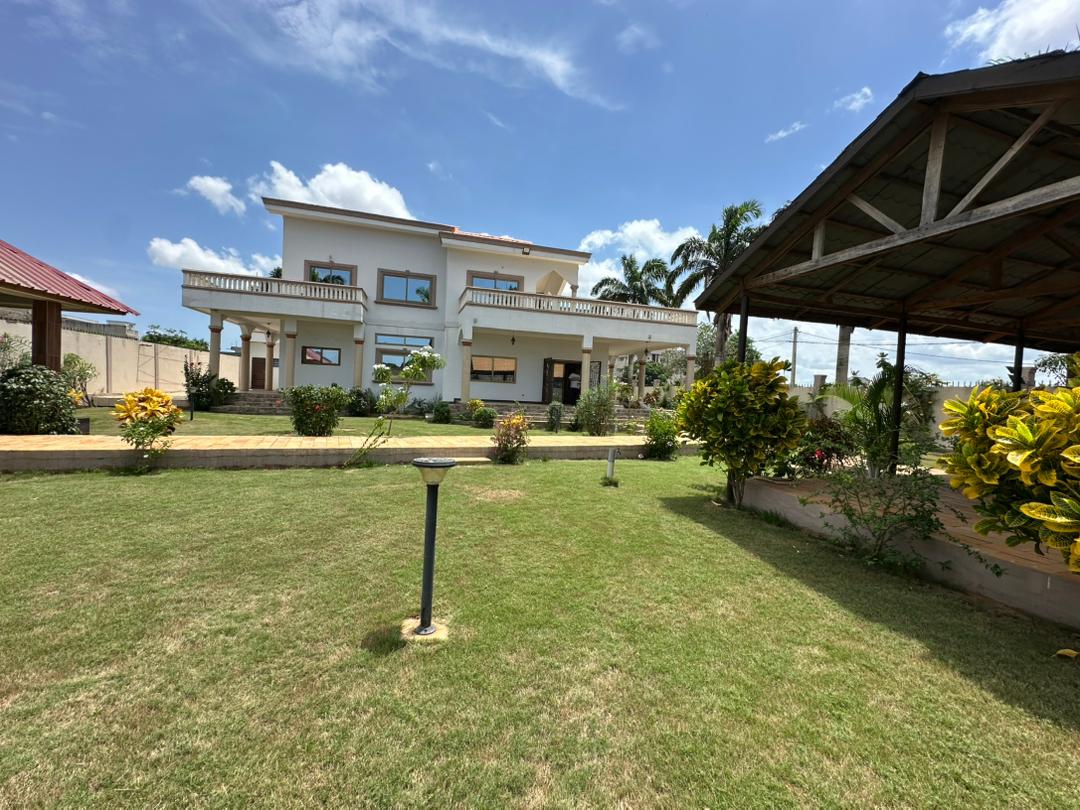 Villa à vendre à Abomey Calavi Akassato