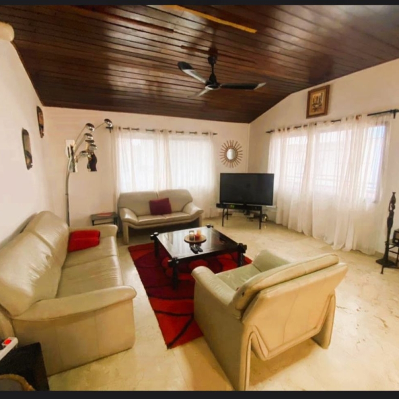 Villa à vendre à Cotonou Fidjrossè Plage