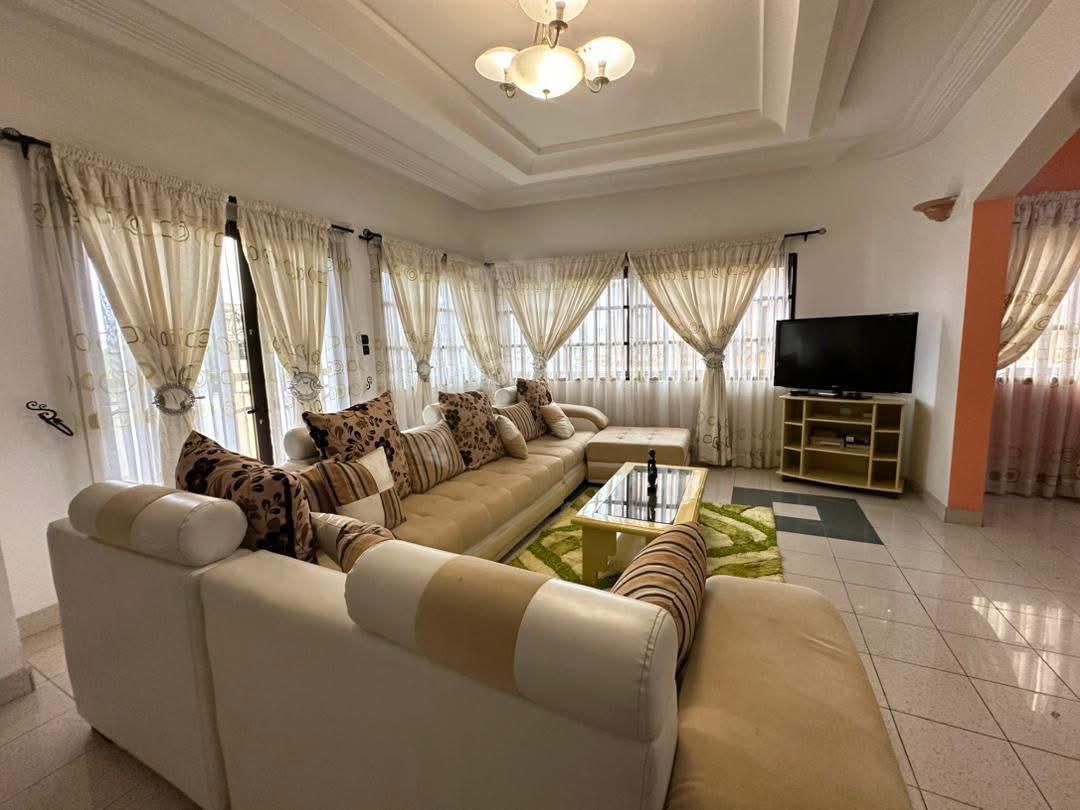 Appartement meublé à louer à Cotonou Fidjrossè (49)