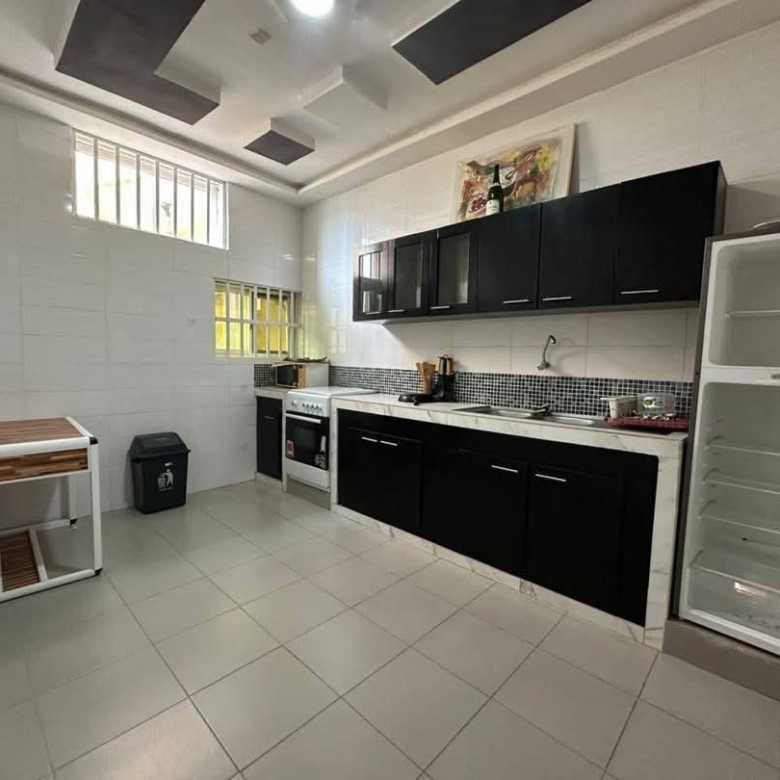 Appartement meublé à louer à Cotonou Fidjrossè (49)