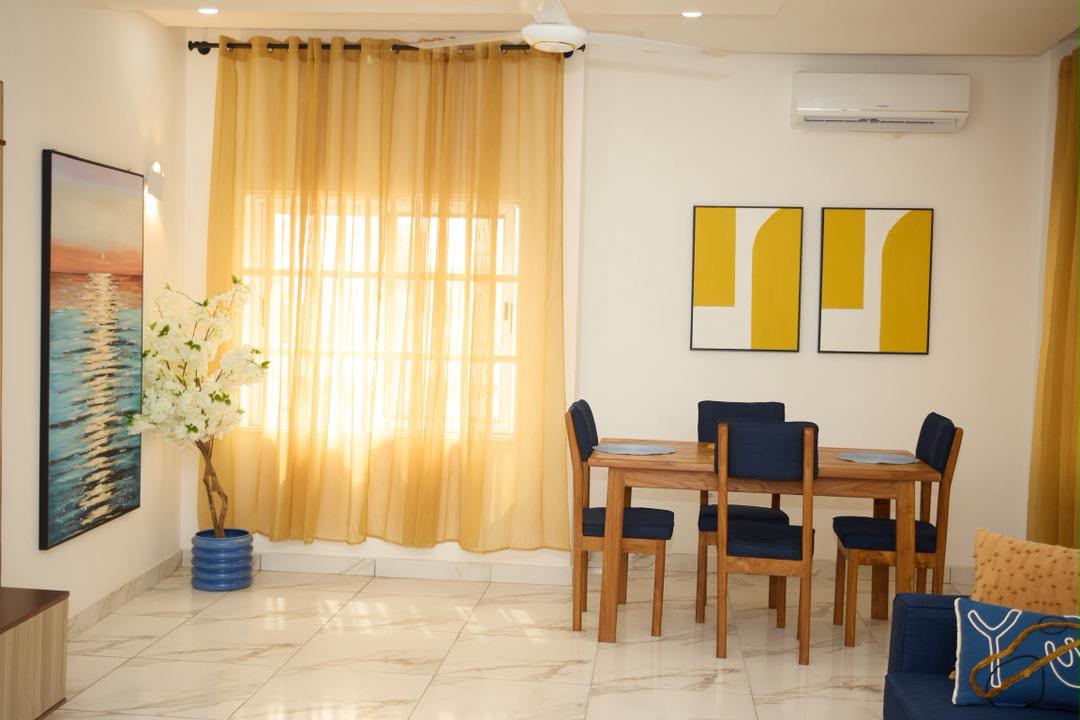 Appartement meublé à louer à Cotonou Fidjrossè Plage (118)