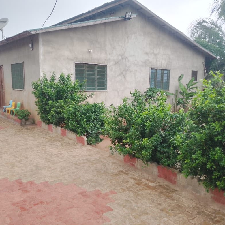 Maison à vendre à Abomey-Calavi Glo Alladacomey