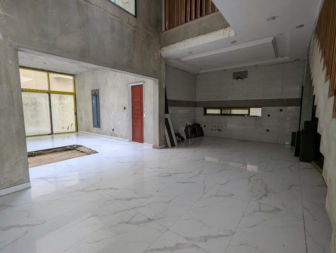 Villa à vendre à Sèmè Podji