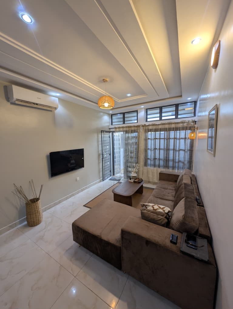 Duplex meublé à louer à Cotonou Fidjrossè Calvaire