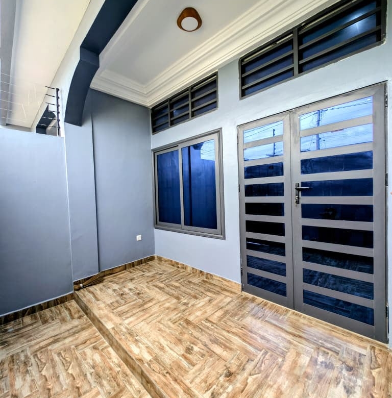 Duplex meublé à louer à Cotonou Fidjrossè Calvaire