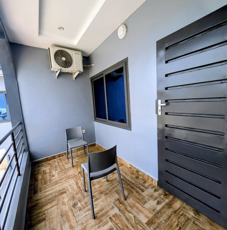 Duplex meublé à louer à Cotonou Fidjrossè Calvaire