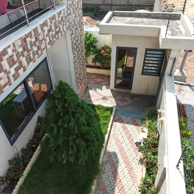Villa duplex meublée, non meublée vue sur mer à louer à Cotonou Fidjrossè (2