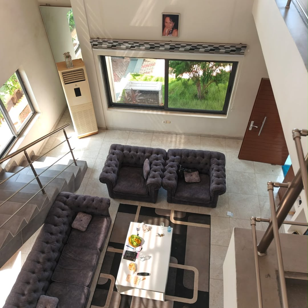 Villa duplex meublée, non meublée vue sur mer à louer à Cotonou Fidjrossè (2