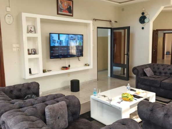 Villa duplex meublée, non meublée vue sur mer à louer à Cotonou Fidjrossè (2