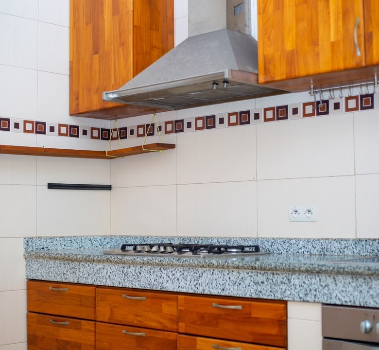 VILLA À VENDRE À COTONOU AKPAKPA QUARTIER JACK