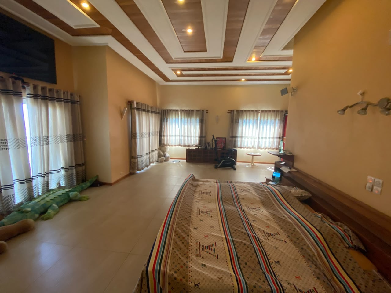 VILLA À VENDRE À COTONOU AKPAKPA QUARTIER JACK