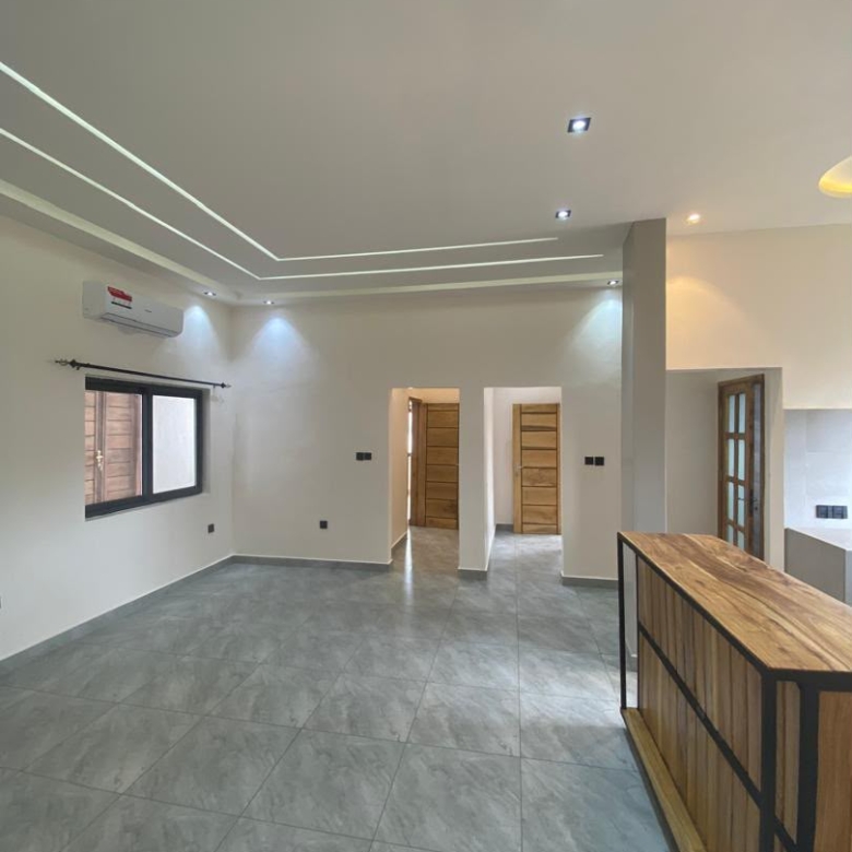 APPARTEMENT À LOUER À COTONOU FIDJROSSÈ (7)