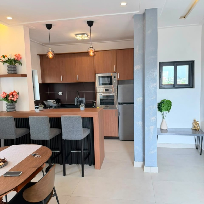 APPARTEMENTS MEUBLÉ À LOUER À FIDJROSSÈ PLAGE (17)