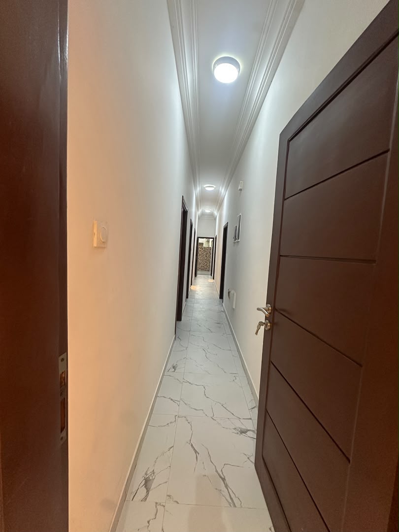 Appartement à Louer à Cotonou Fidjrossè (13)