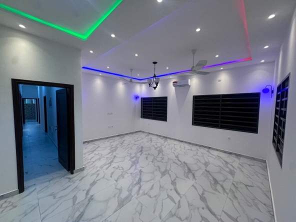Appartement à Louer à Cotonou Fidjrossè (2)