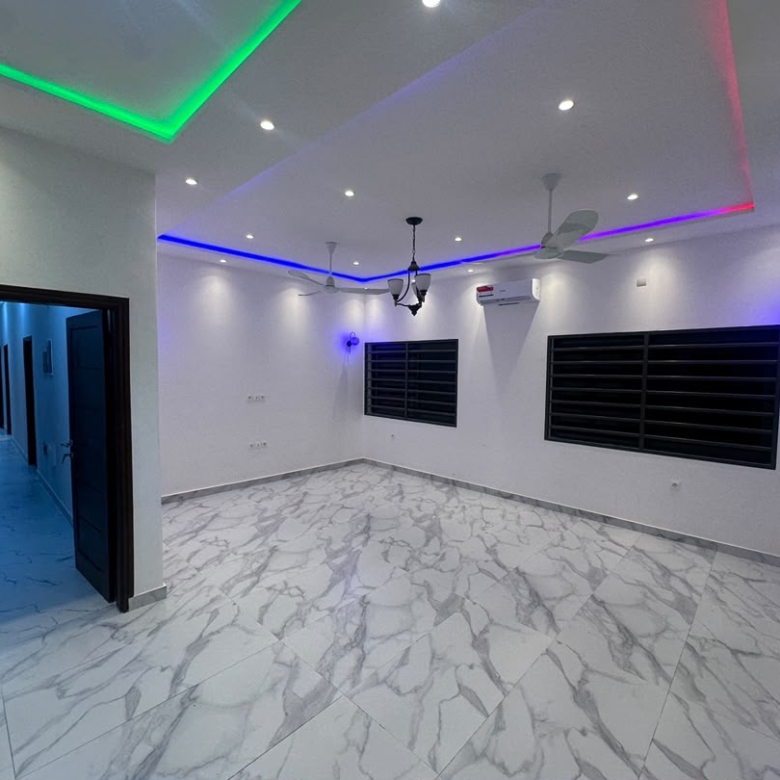 Appartement à Louer à Cotonou Fidjrossè (2)