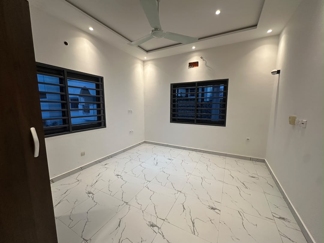 Appartement à Louer à Cotonou Fidjrossè (4)