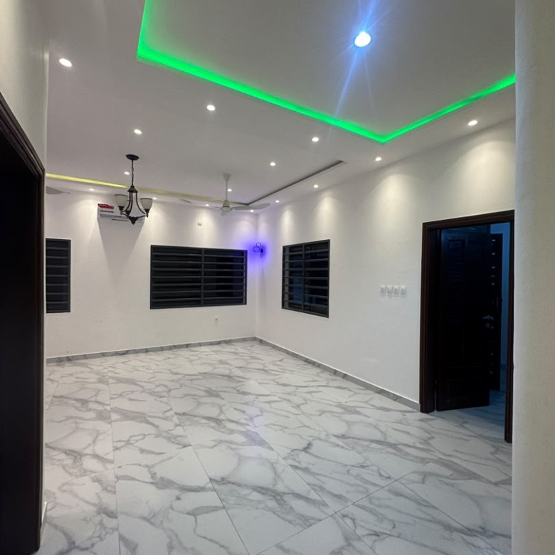 Appartement à Louer à Cotonou Fidjrossè (5)