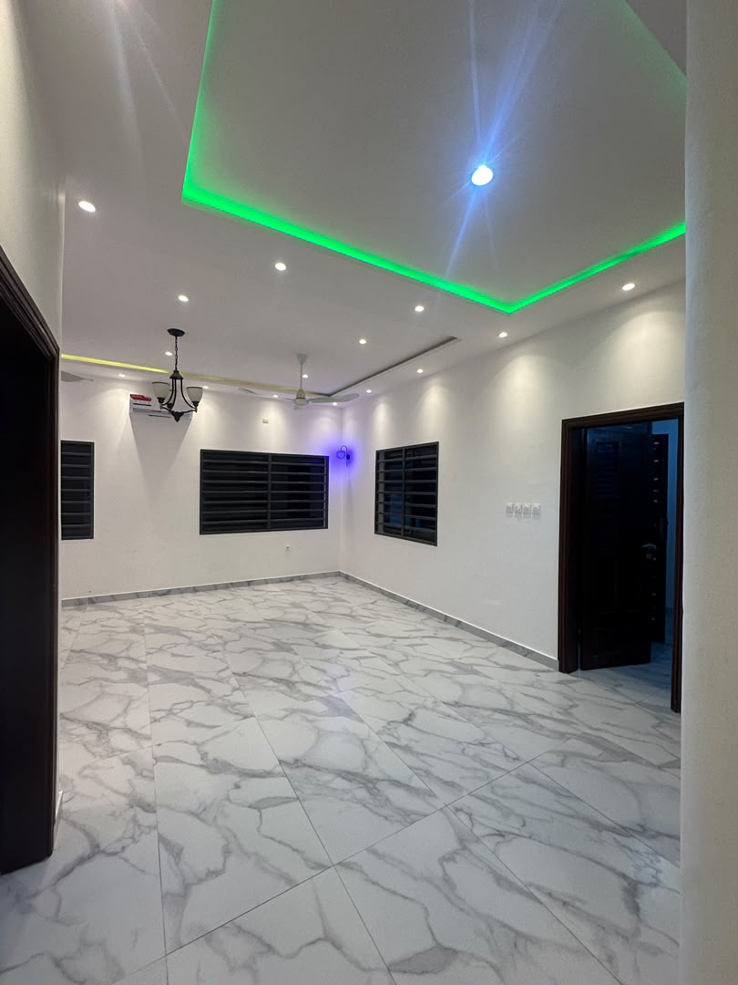 Appartement à Louer à Cotonou Fidjrossè (5)
