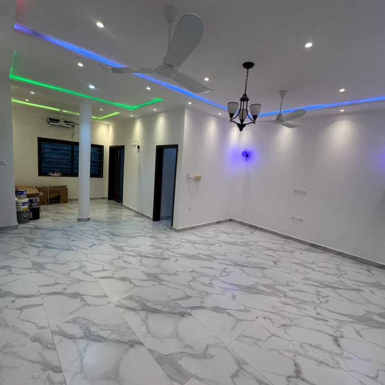Appartement à Louer à Cotonou Fidjrossè (7)