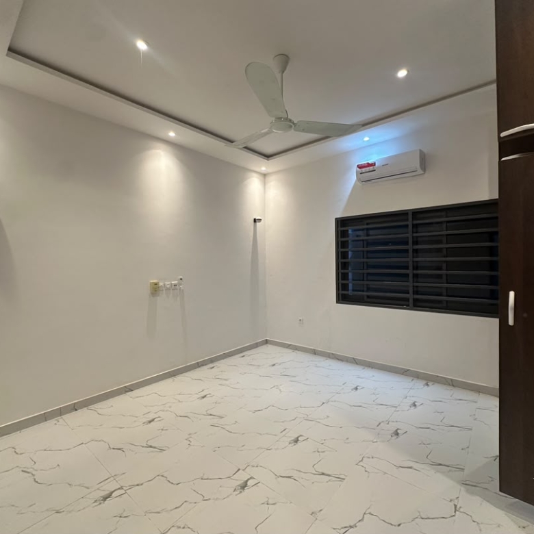 Appartement à Louer à Cotonou Fidjrossè (8)