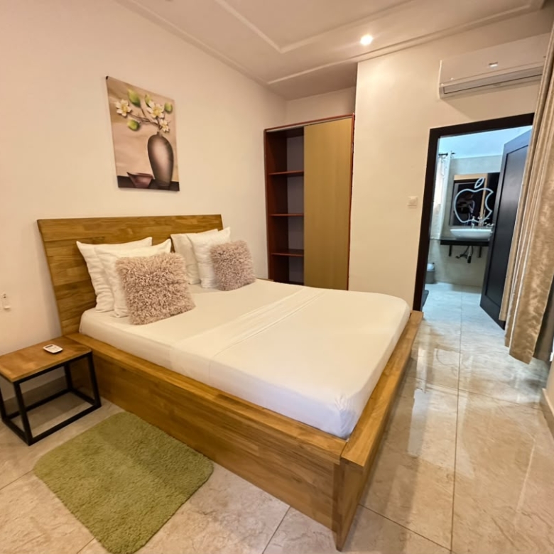 Appartement meublé à louer à Cotonou Fidjrossè (57)