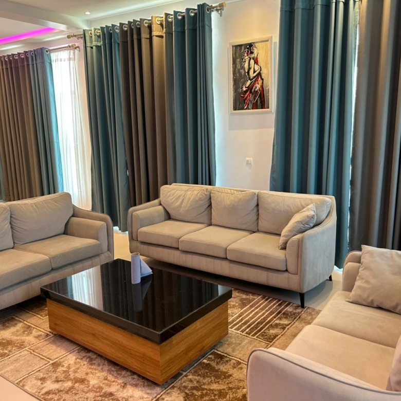 Appartement meublé à louer à Fidjrossè Togbin