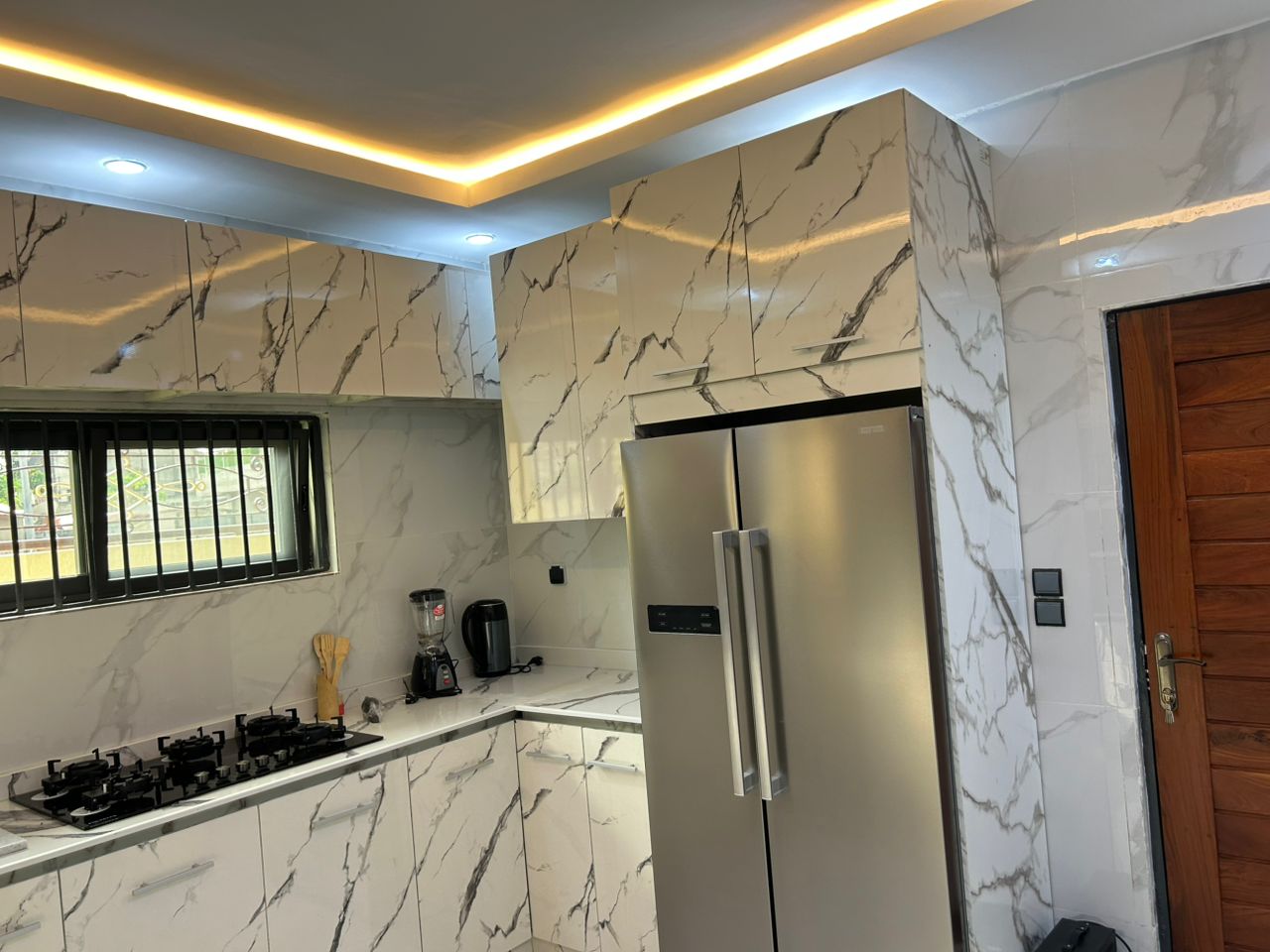 Appartement meuble a louer a Cotonou Fidjrossè plage