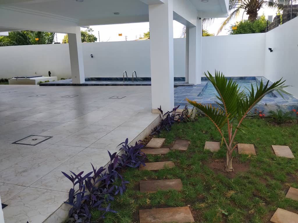Appartements à Louer à COTONOU CADJEHOUN (2)