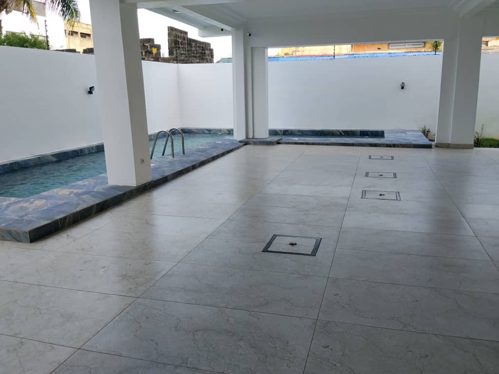 Appartements à Louer à COTONOU CADJEHOUN (3)