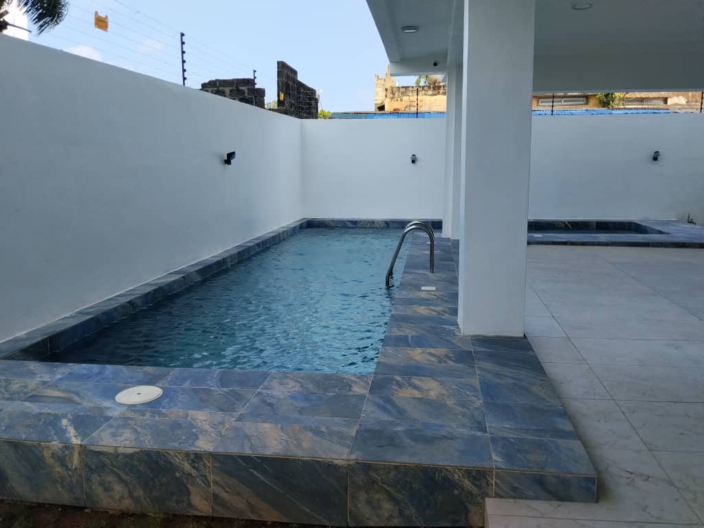 Appartements à Louer à COTONOU CADJEHOUN (4)