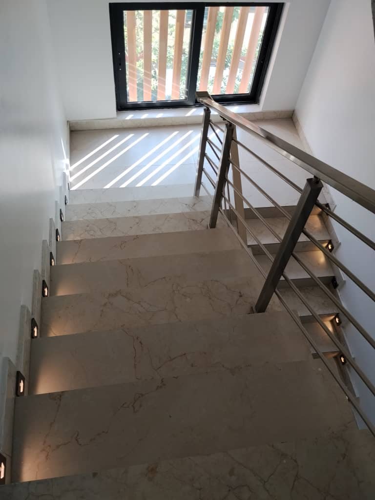 Appartements à Louer à COTONOU CADJEHOUN (6)