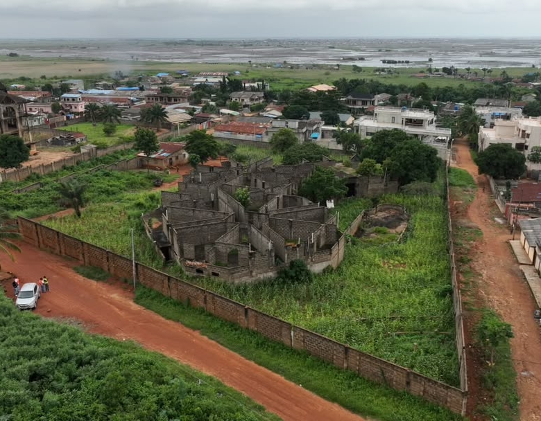 Domaine à vendre à Abomey Calavi Agamadin