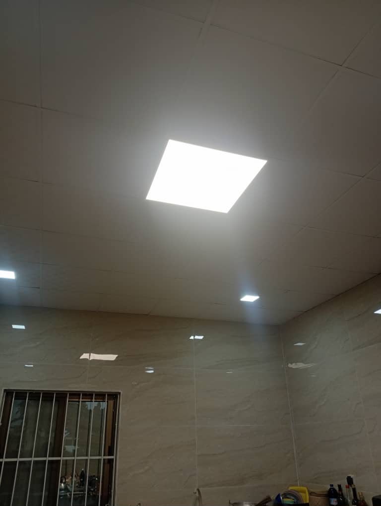Entrée Personnelle Duplex De 4 Chambres Sanitaires à Fidjrossè HOUENOUSSOU (2)