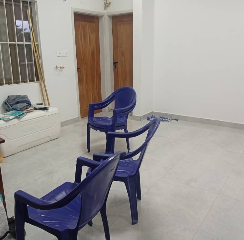 Entrée Personnelle Duplex De 4 Chambres Sanitaires à Fidjrossè HOUENOUSSOU (7)