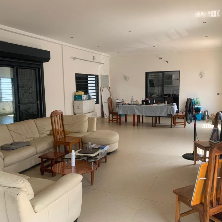 Grande Villa vue sur la Mer a vendre à Cotonou Fidjrossè Plage (2)