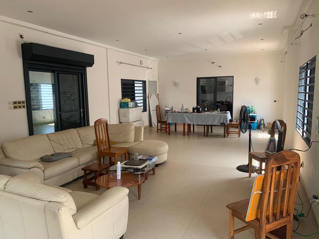 Grande Villa vue sur la Mer a vendre à Cotonou Fidjrossè Plage (2)