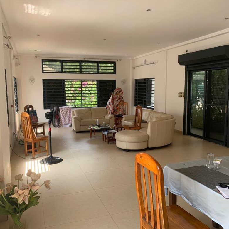 Grande Villa vue sur la Mer a vendre à Cotonou Fidjrossè Plage (4)