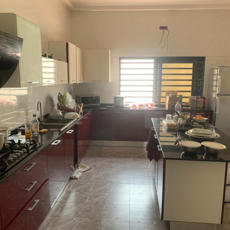 Grande Villa vue sur la Mer a vendre à Cotonou Fidjrossè Plage (5)
