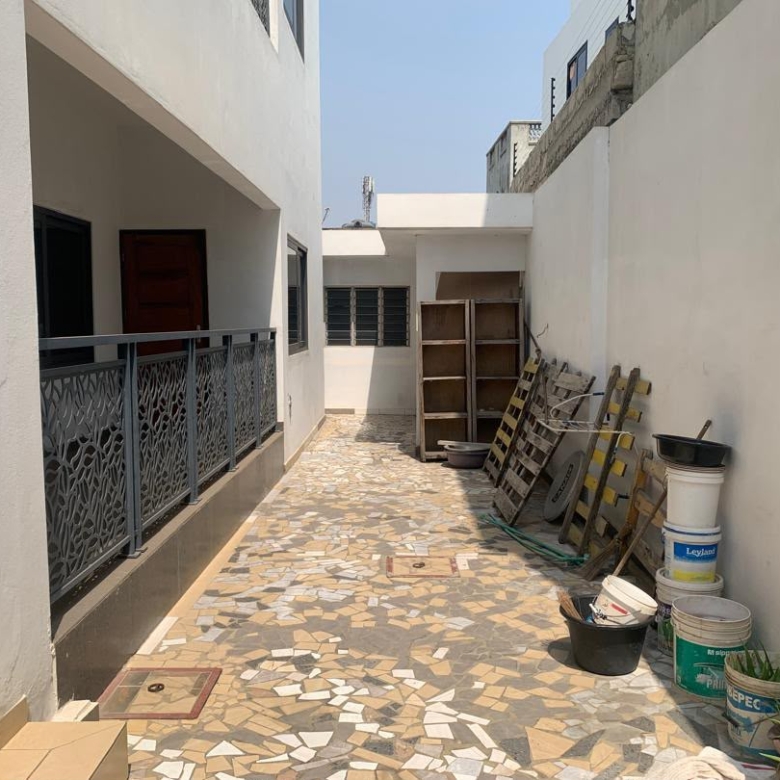Grande Villa vue sur la Mer a vendre à Cotonou Fidjrossè Plage (8)