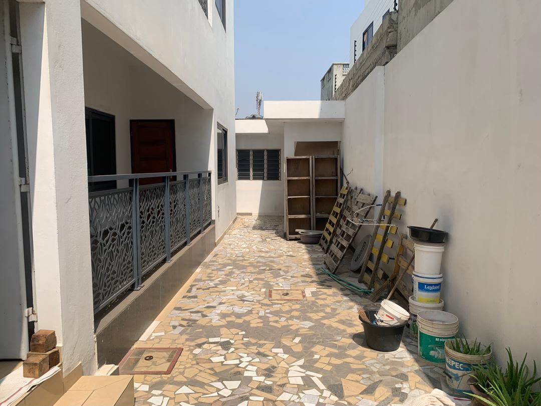 Grande Villa vue sur la Mer a vendre à Cotonou Fidjrossè Plage (8)