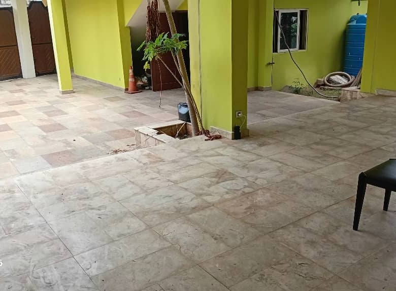 IMMEUBLE R+1 à LOUER (15)