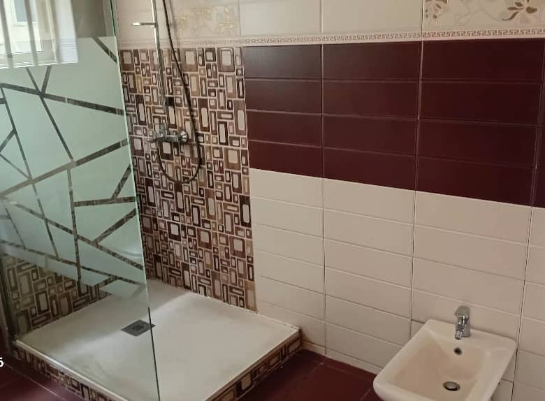 MMEUBLE R+1 à LOUER (2)